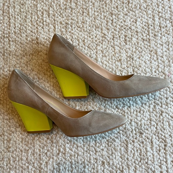 Mango Taupe Suede Lime Block Heel Pump - Picture 4 of 9